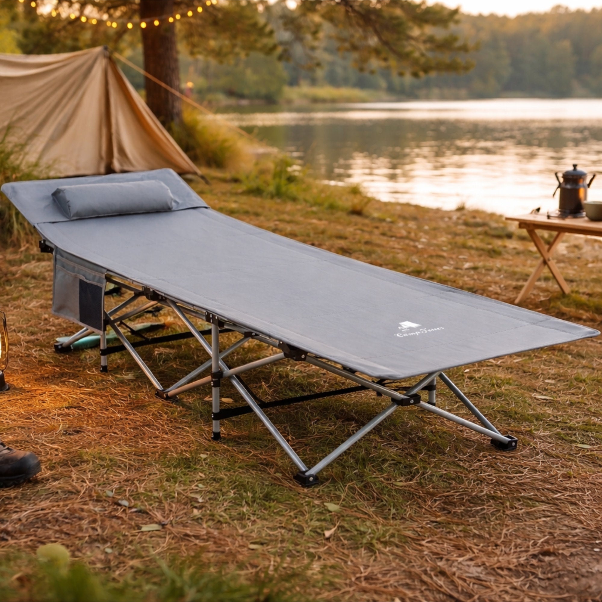 Campingliege, klappbar, bis 150 kg, inkl. Kopfkissen und Tragetasche