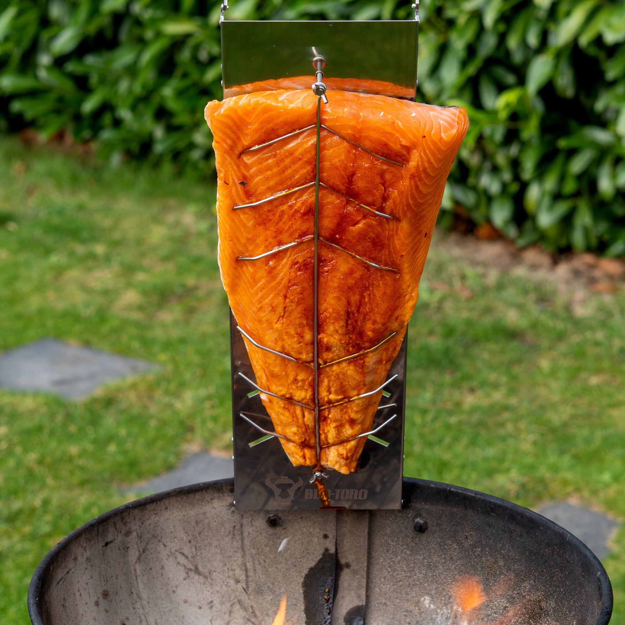 Planche à saumon grillée à la flamme, en acier inoxydable, avec support