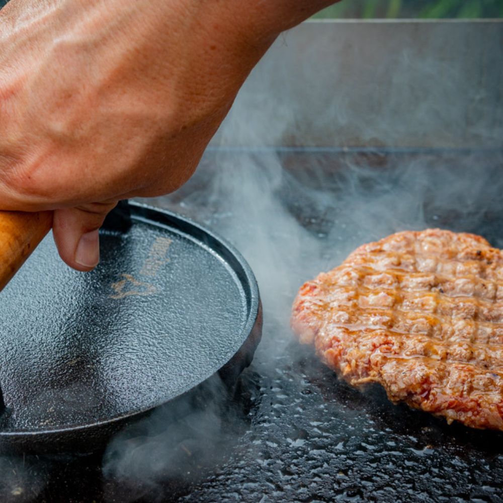 Ensemble de cloches chauffantes, Ø 31,5 cm, acier inoxydable, comprenant un poids à viande en fonte (rond)