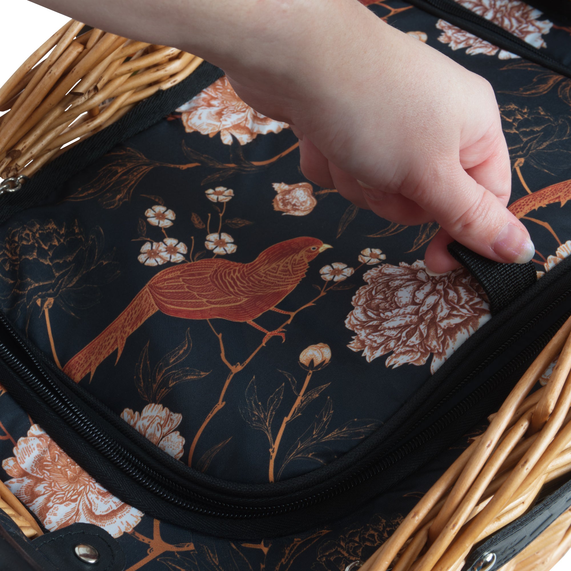 Panier de pique-nique, comprenant un compartiment isotherme et un service de table de 12 pièces, pour 2 personnes