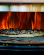 Ensemble d'anneaux à pizza avec brochette pour barbecue à charbon de bois de Ø 57 cm