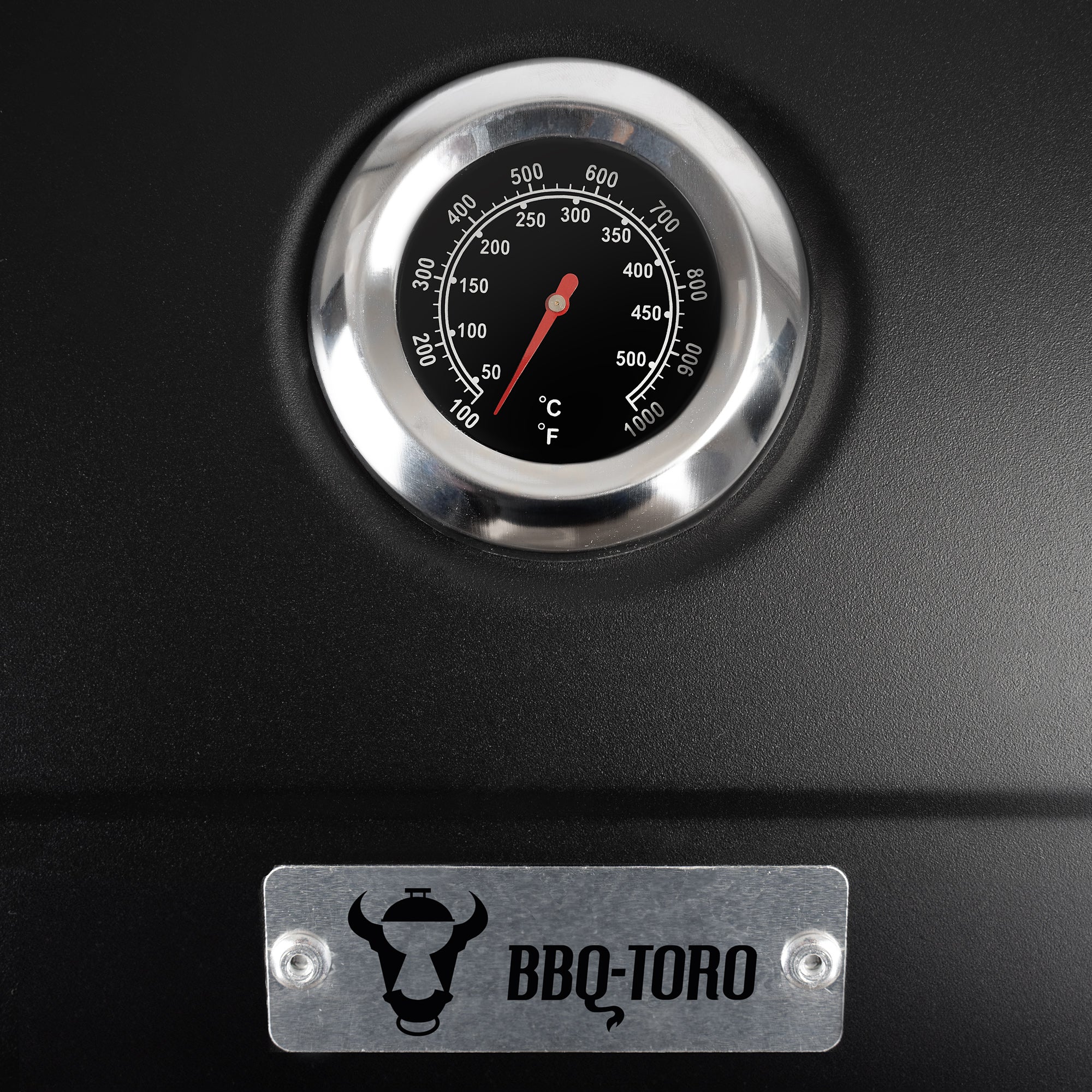 Charcoal grill cart, height-adjustable charcoal tray, including thermometer