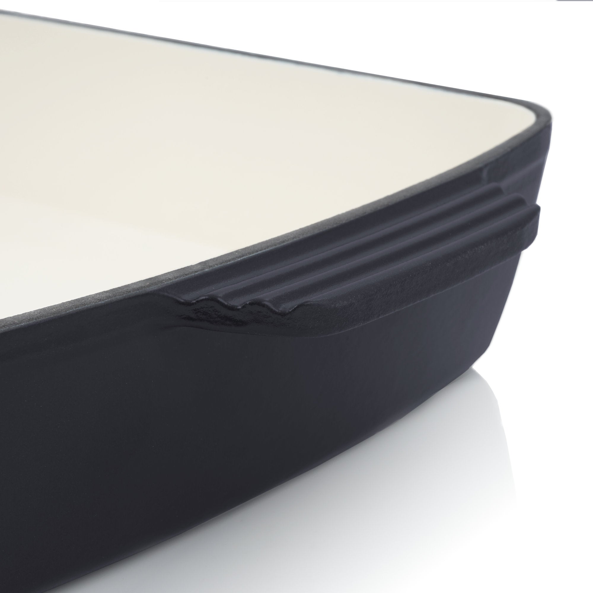 Casserole dish, square, cast iron, suitable for induction cooktops