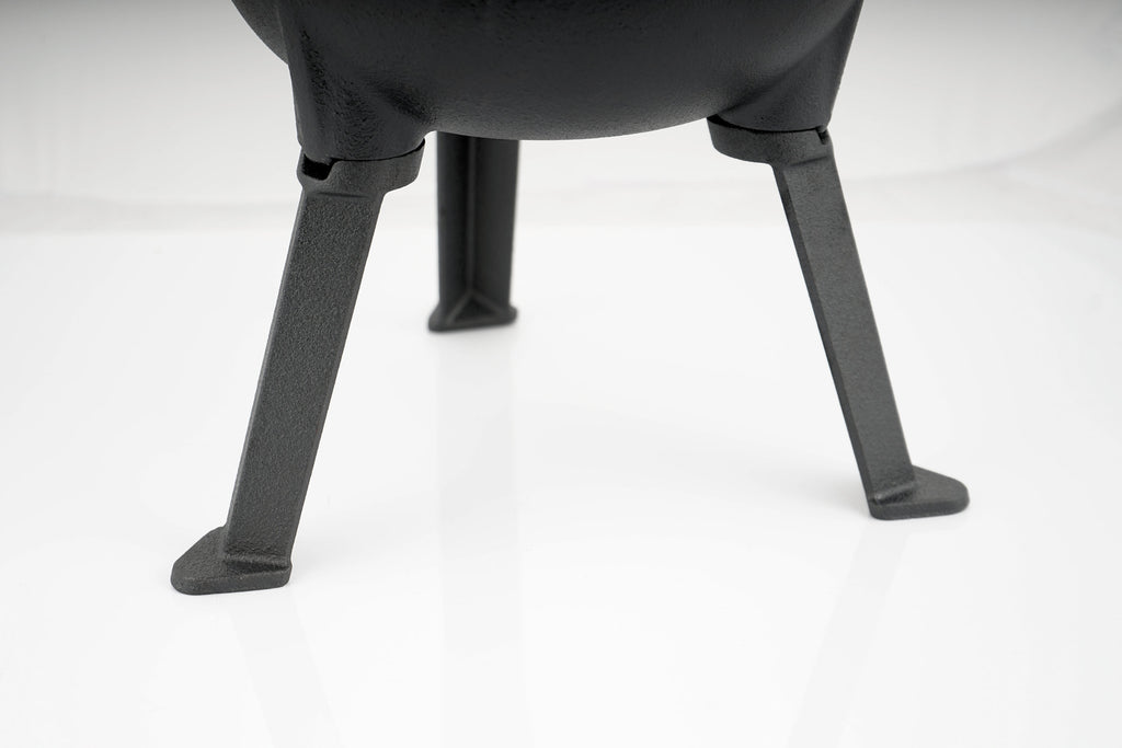 Magic cauldron "Wizard", cast iron, with three legs, lid and handle