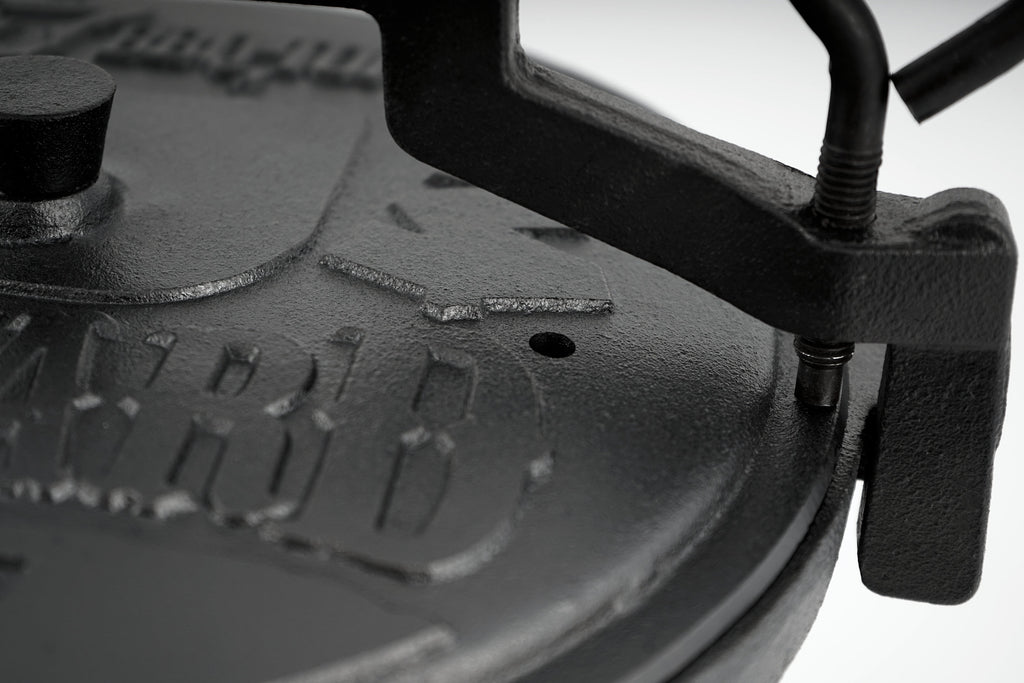 Magic cauldron "Wizard", cast iron, with three legs, lid and handle