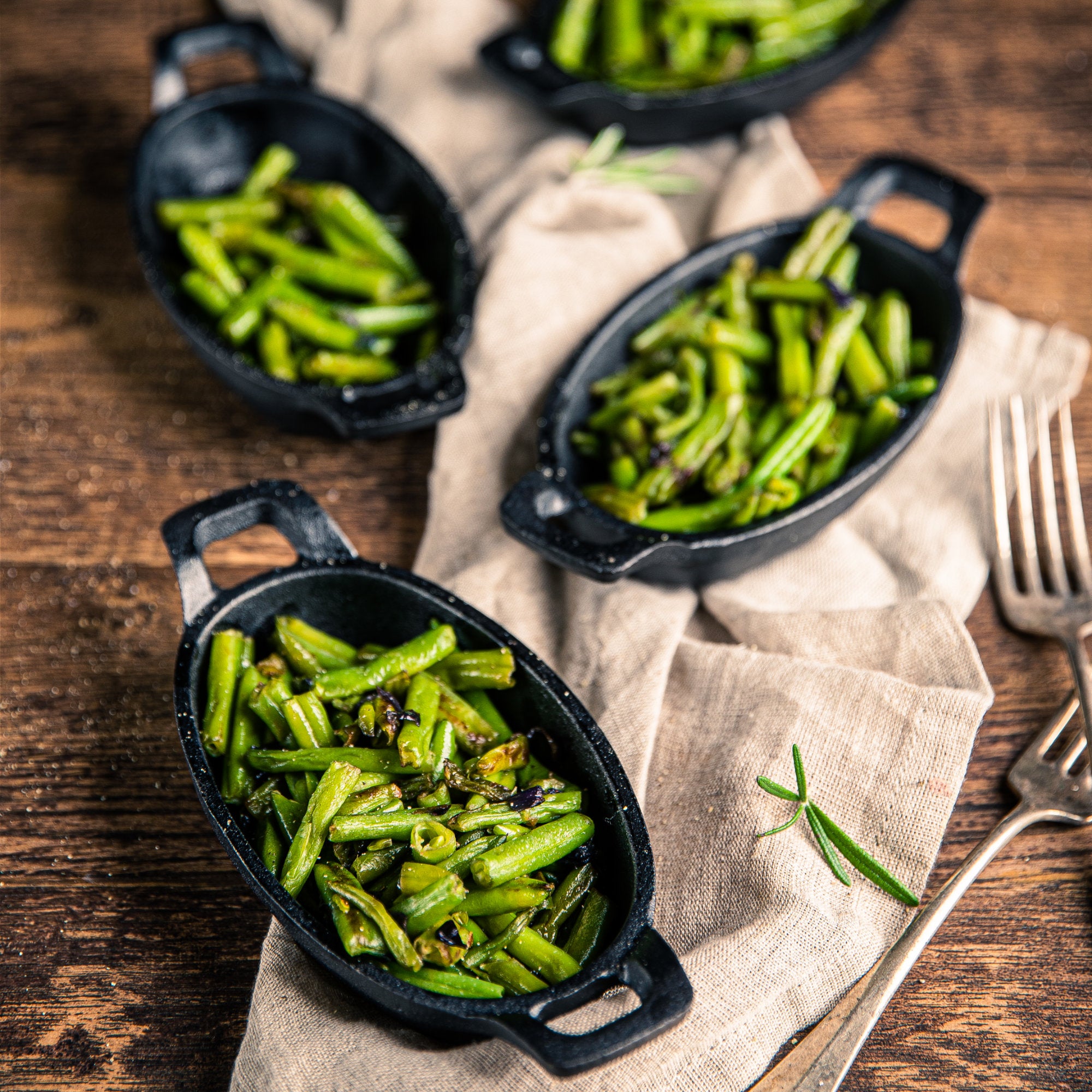 Serving pans, set of 6, cast iron