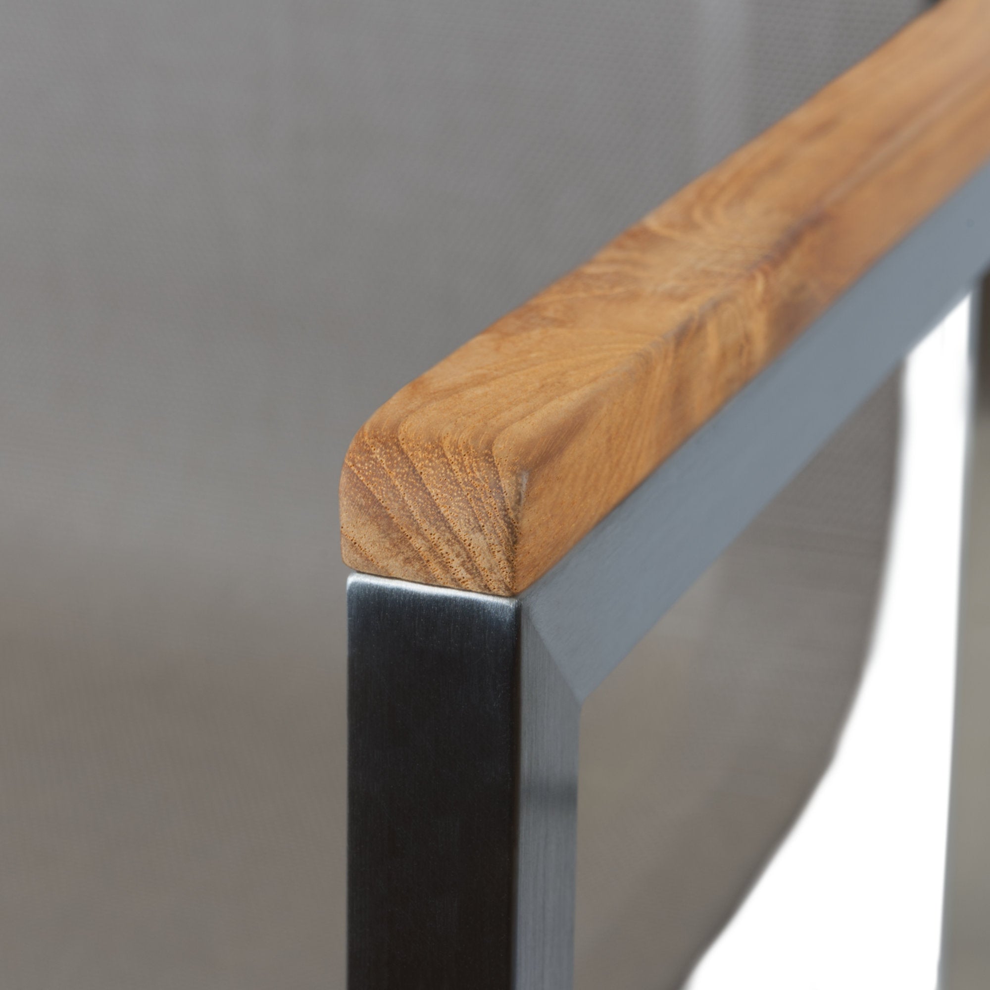 Gartenstuhl, Edelstahl, Nylongewebe, Teak Holz Armlehne