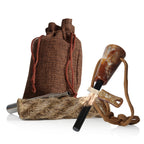 Kit de survie pour allume-feu, comprenant allume-feu, corde en paracorde, sarbacane et amadou.