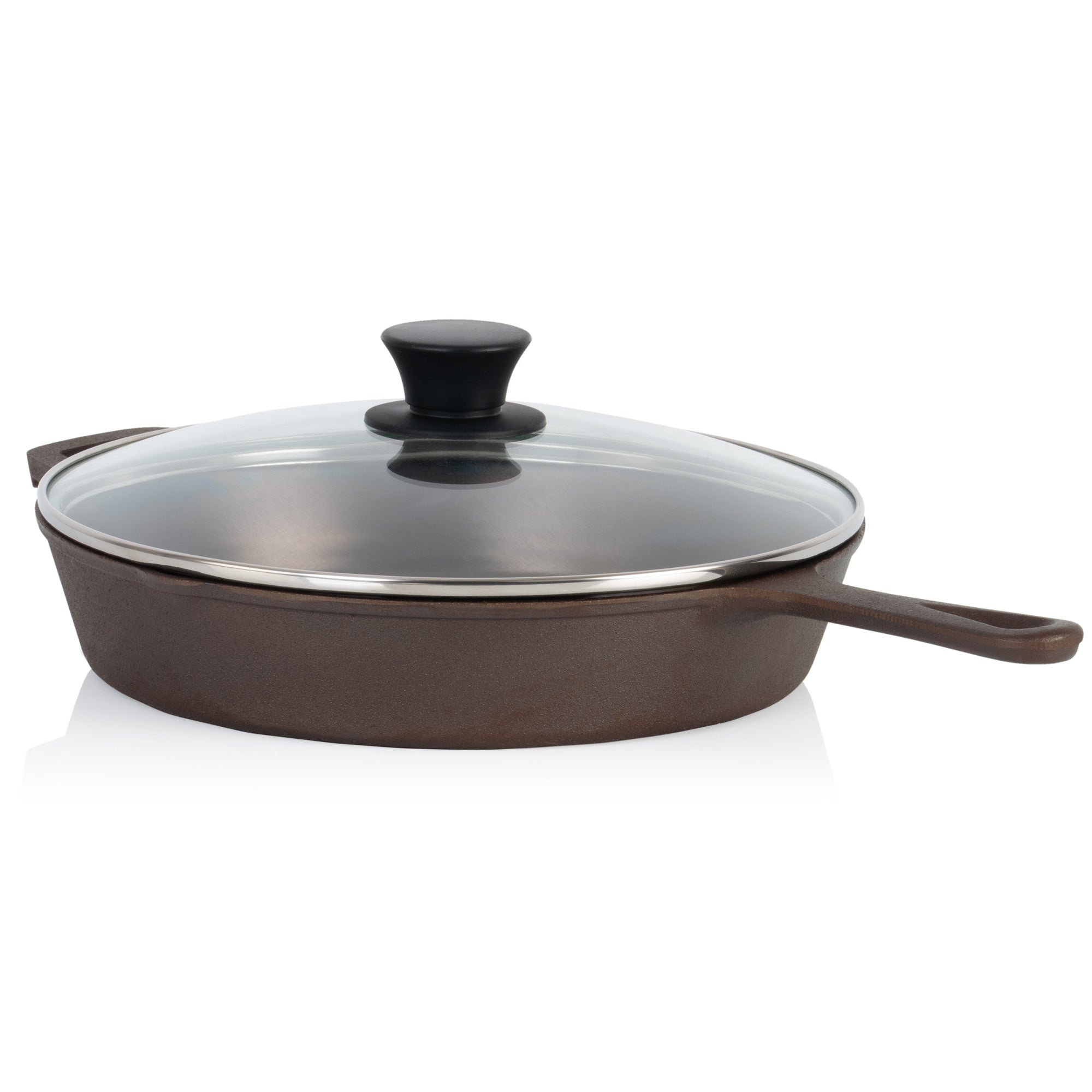 Cast iron pan, polished, with two spouts, including lid.