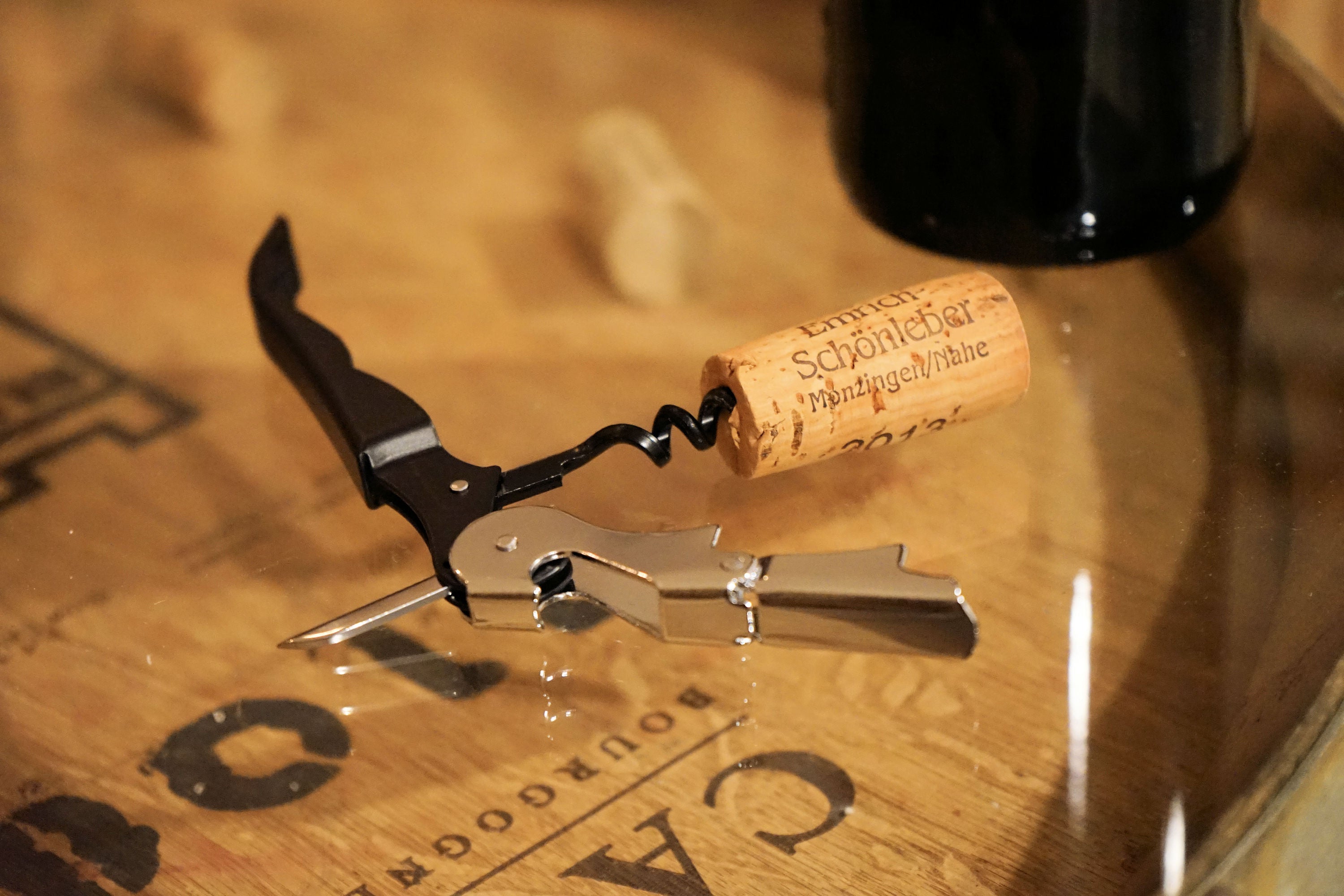 Couteau de serveur, avec tire-bouchon et ouvre-bouteille