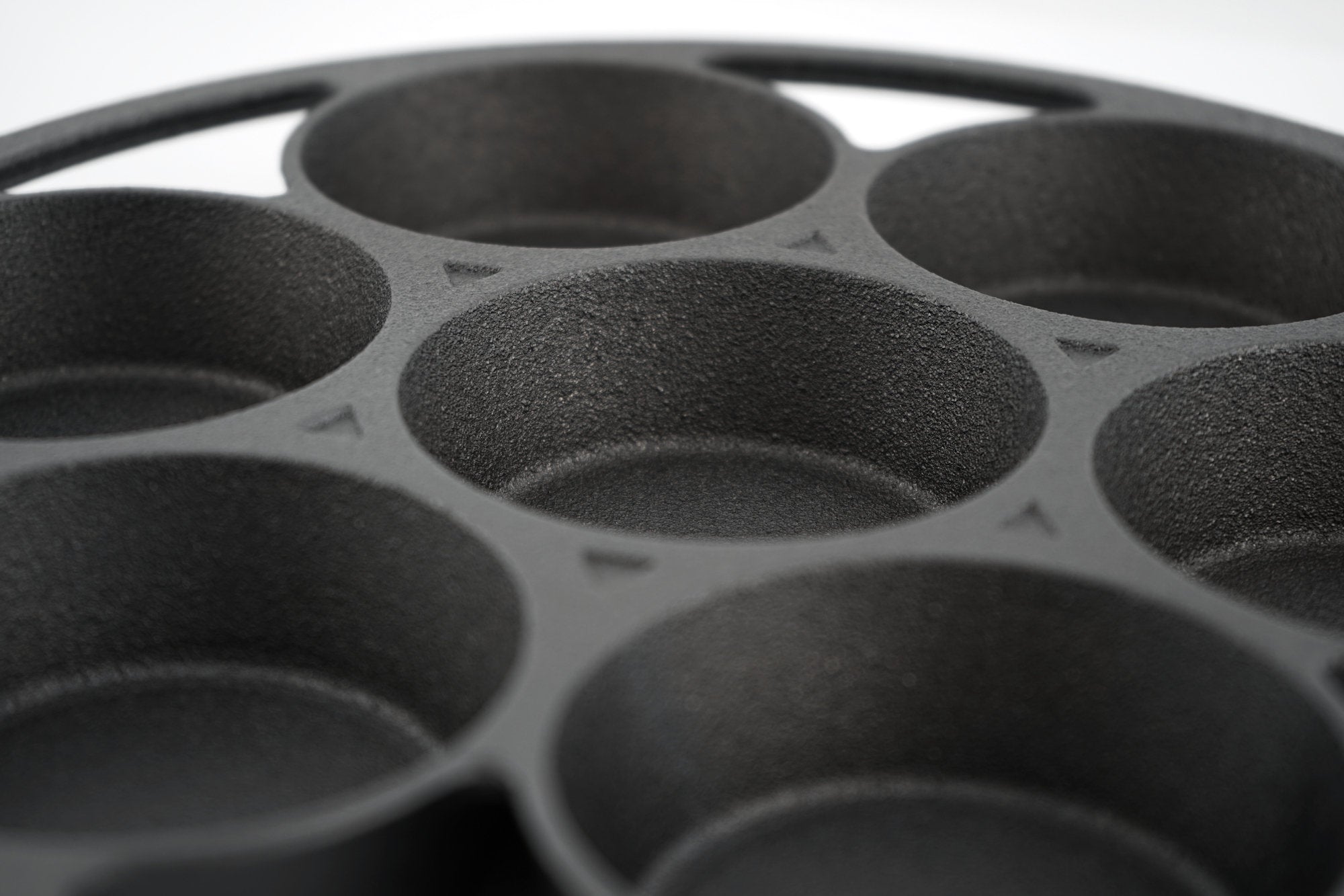 Muffin tin for 7 muffins, cast iron, 100ml each