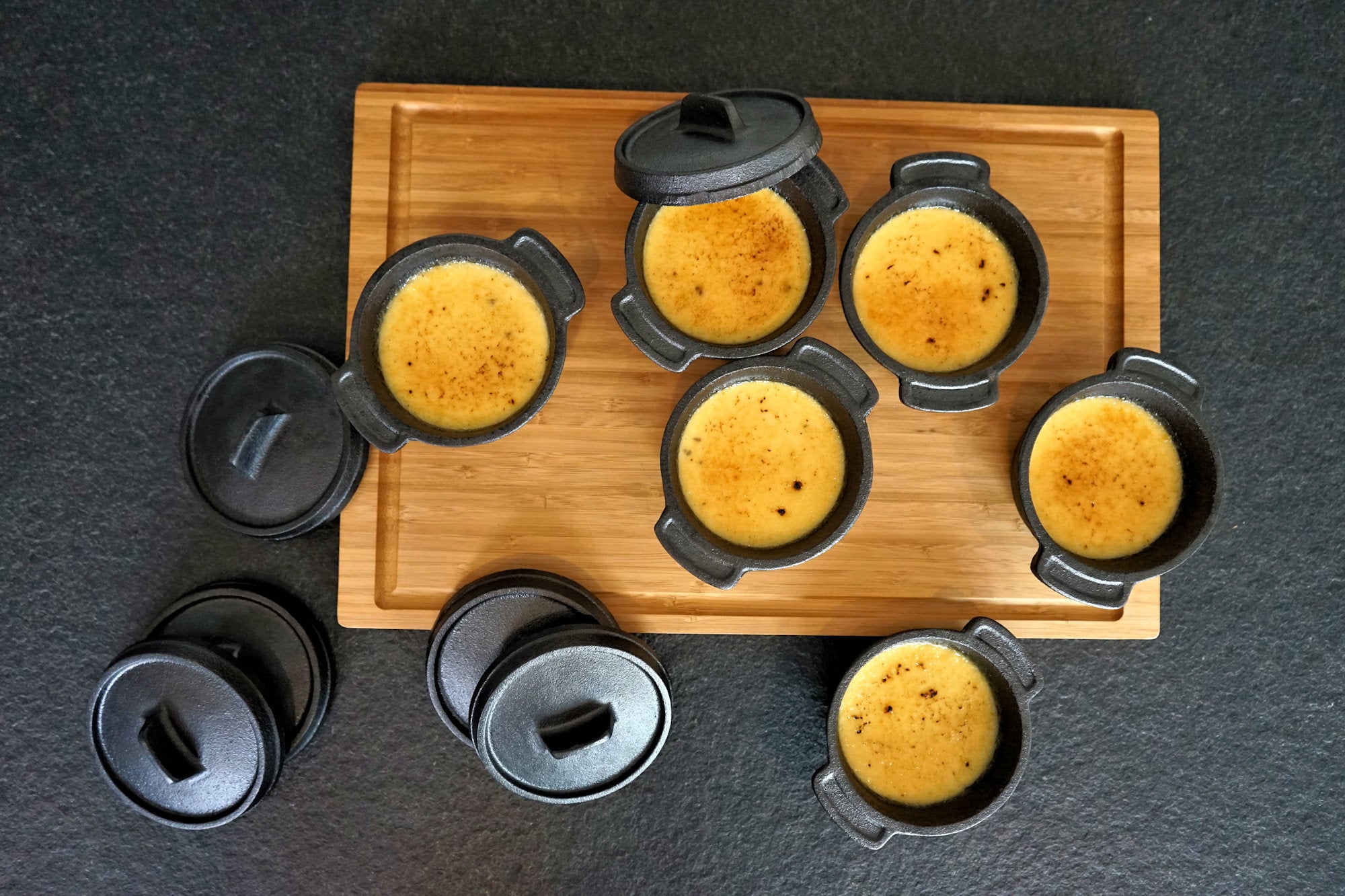 Serving pots, set of 6, Ø 11 cm, cast iron