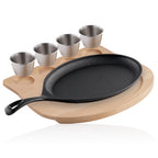 Plat de service ovale, 24 x 17,5 cm, comprenant des bols à trempette en acier inoxydable et une base en bois.