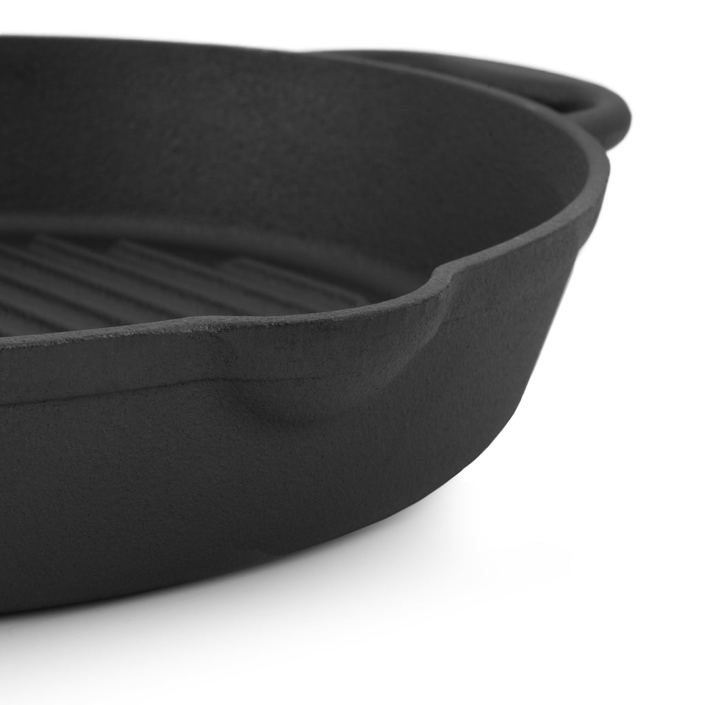 Frying pan, Ø 29 cm, cast iron, with handle and two spouts