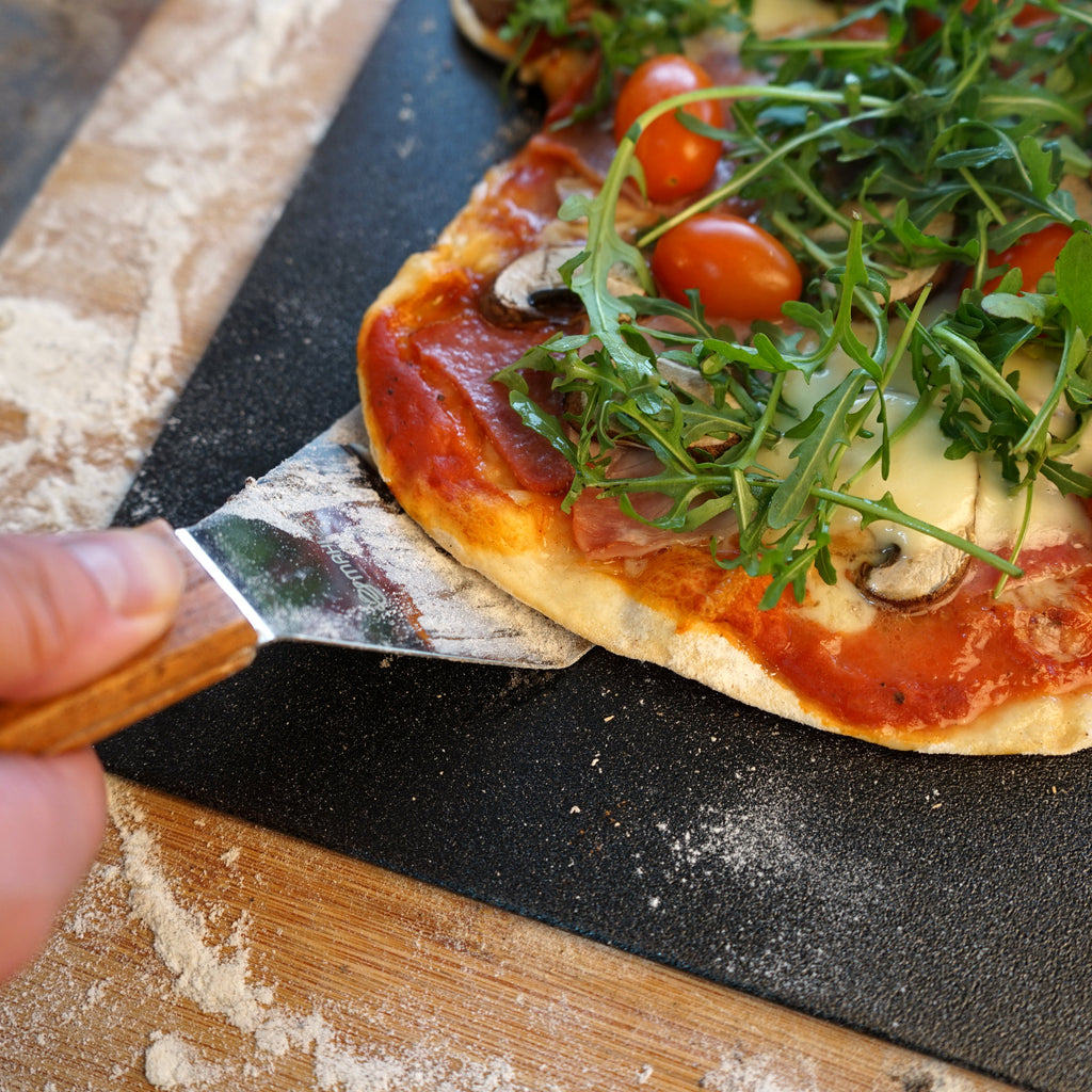 Pizza Set, 4-teilig, Ø 38 Pizzastein, inkl. Schaufel, Pizzaroller, Spachtel