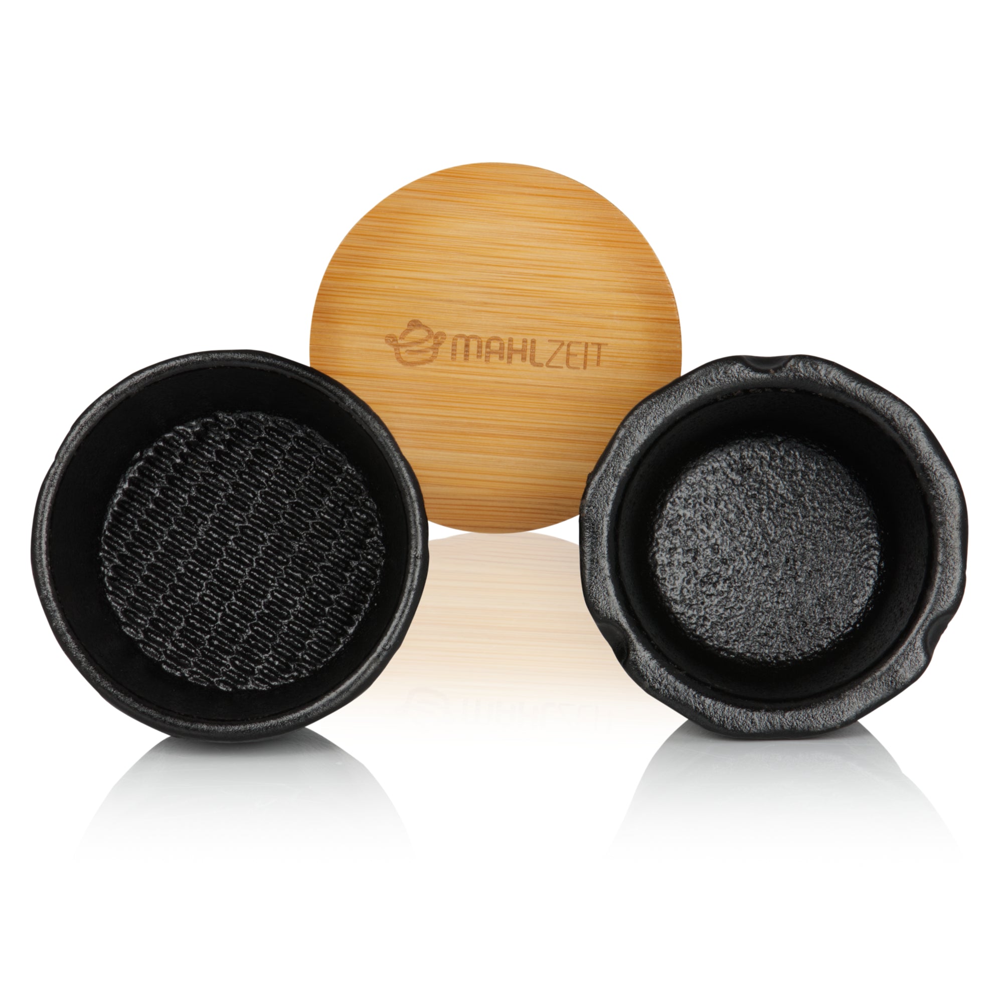 Moulin à poivre « Peppermill », Ø 7,5 x (H) 8 cm, en fonte, avec couvercle en bambou