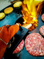 Poids à viande, en fonte, avec poignée en bois