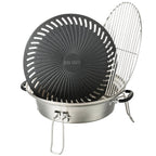 Ensemble de grilles pour poêle à fusée, comprenant une plaque de cuisson en fonte, une grille de cuisson, un bac de récupération des graisses et un lève-gril.