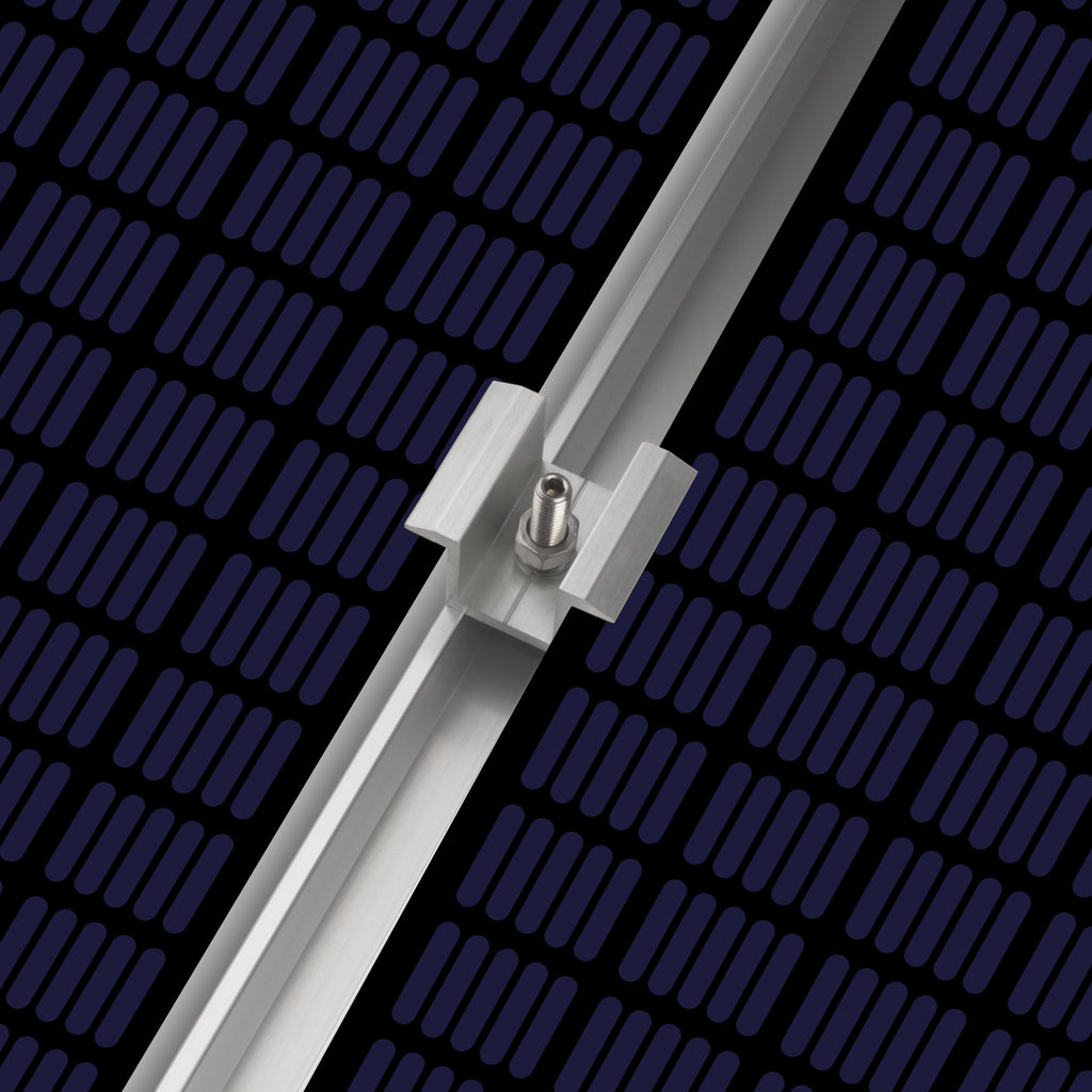 Mounting bracket for solar panel, rail with mid clamps
