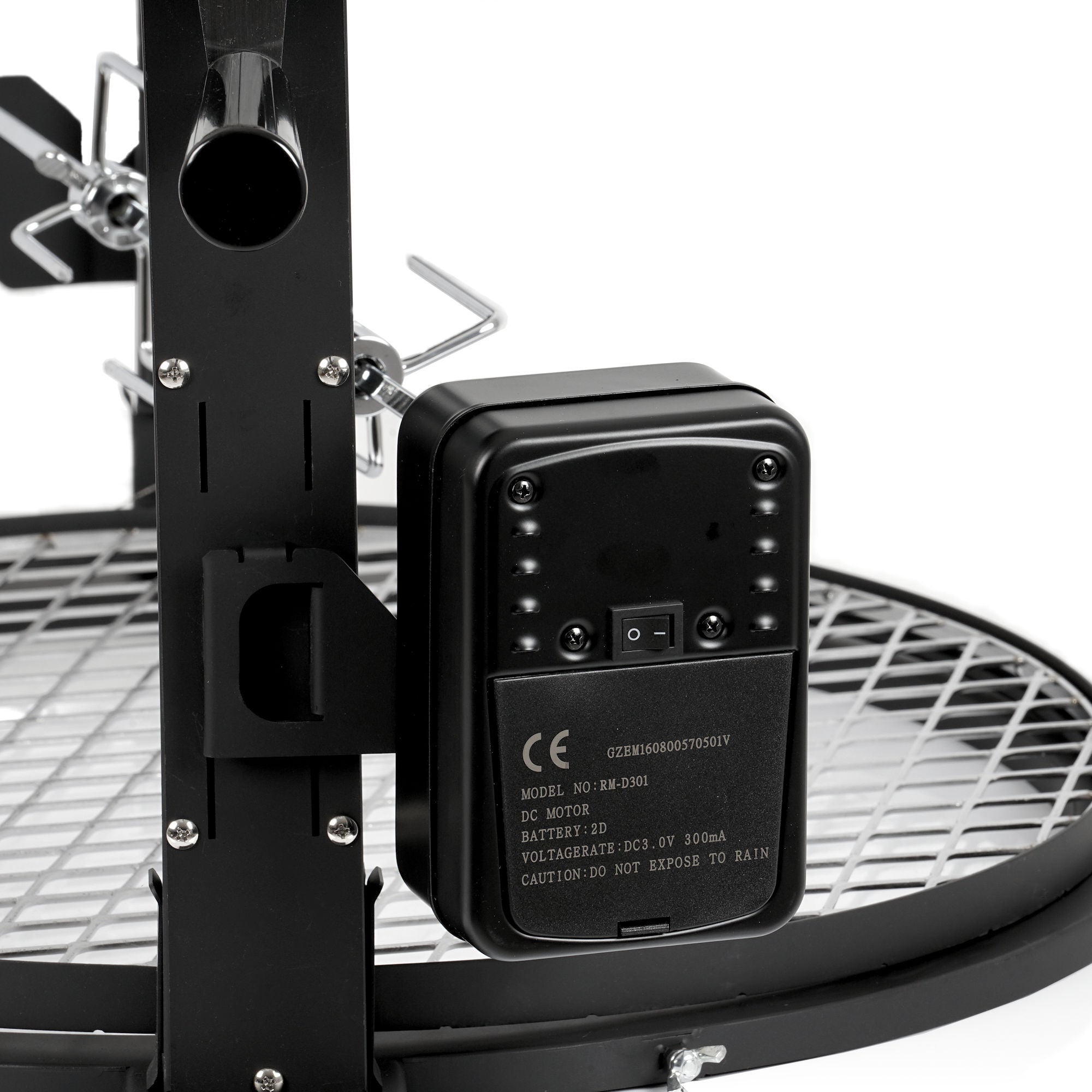 Ensemble de brochettes pour barbecue, comprenant une grille.