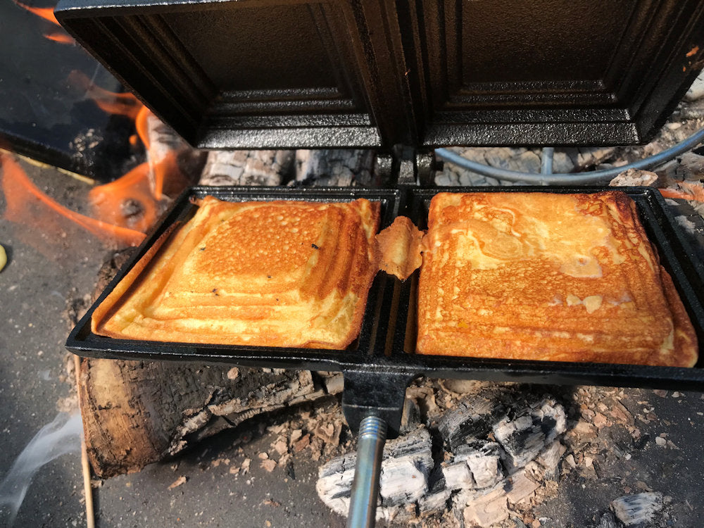 Waffle iron, cast iron, rectangular double shape