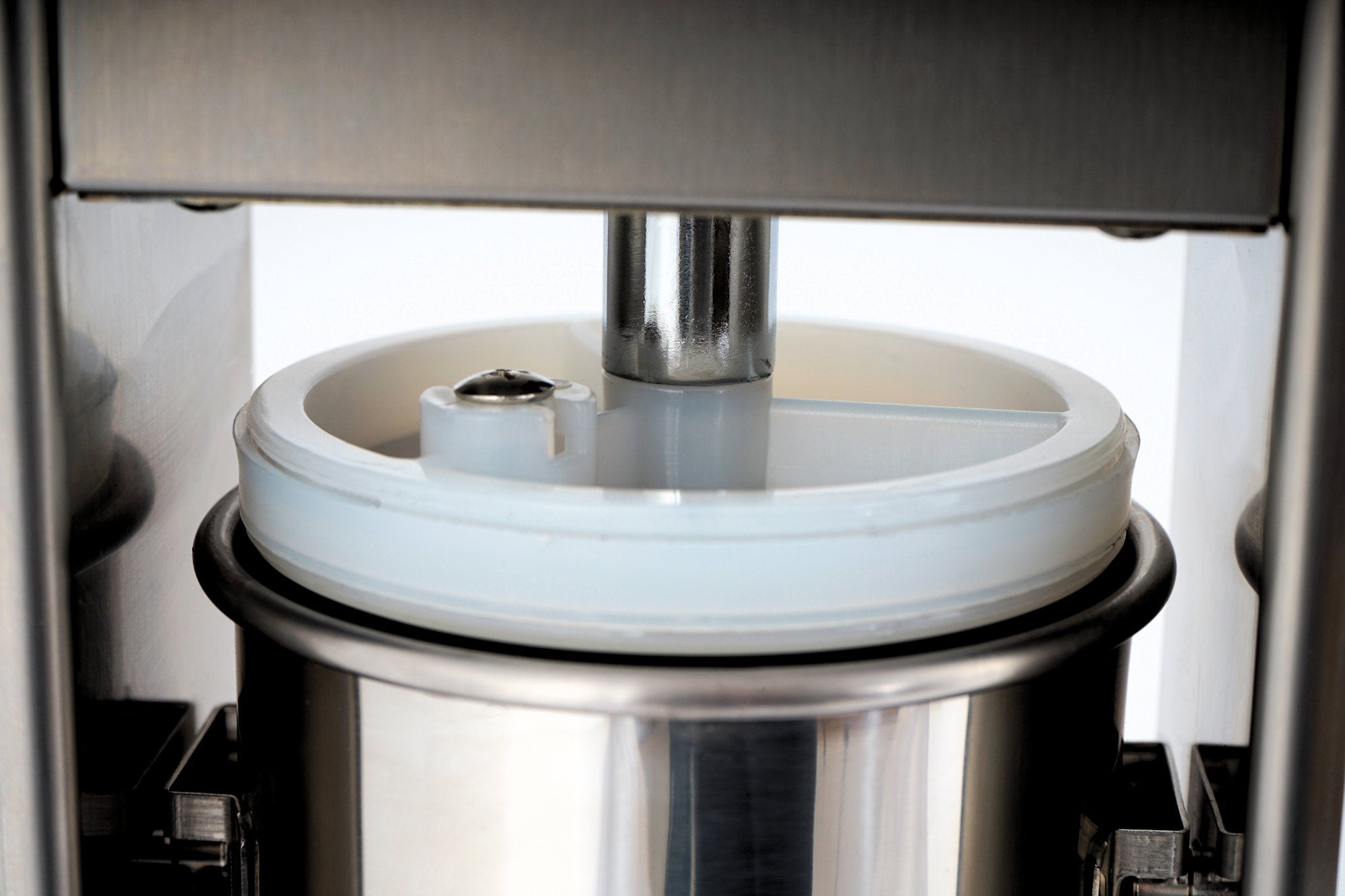 Sausage stuffer, 2 liters, stainless steel