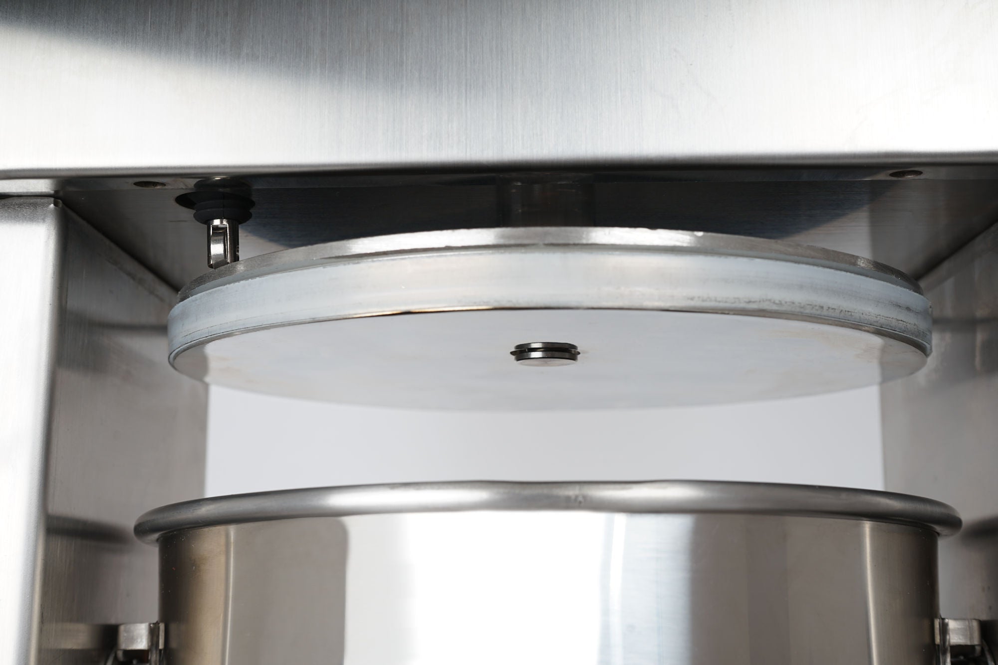 Electric sausage stuffer, 10 liters, stainless steel, including foot pedal operation and 4 stainless steel filling nozzles