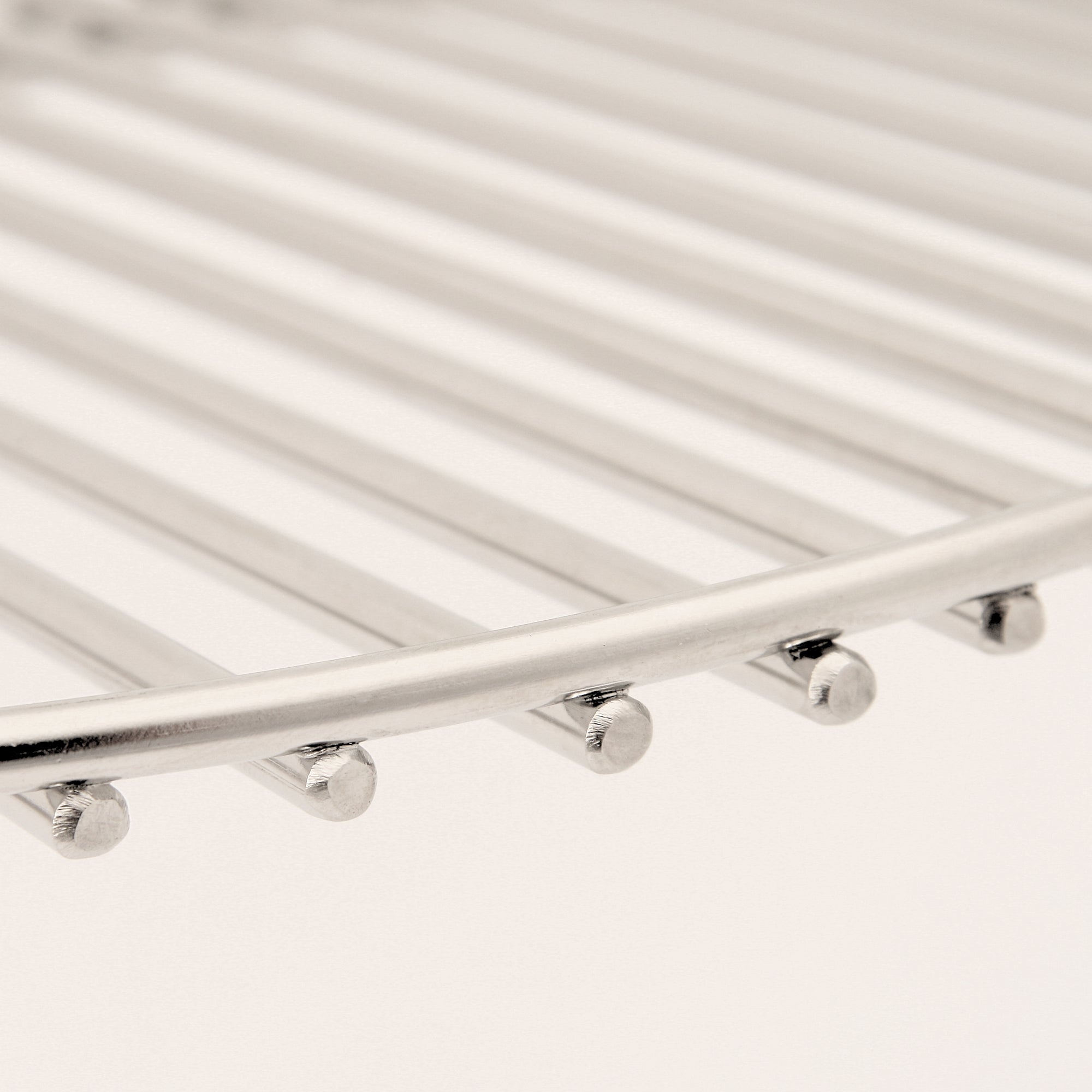 Grille de maintien au chaud en acier inoxydable, compatible avec les barbecues à bouilloire et les barbecues kamado de Ø 57 cm